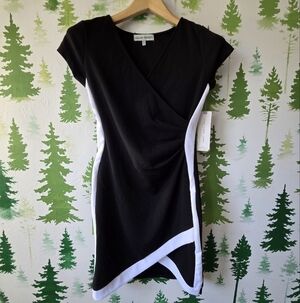 Young Women's Almost Famous Midi Dress